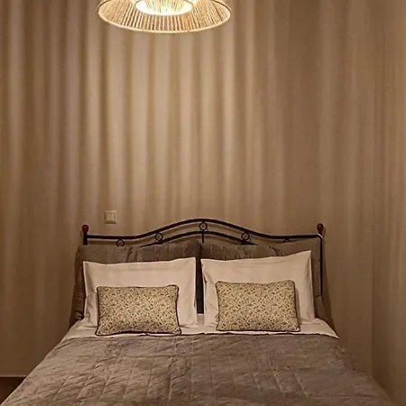 Nostos Old Town * Kyparissia