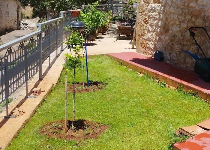 Nostos Old Town Kyparissia