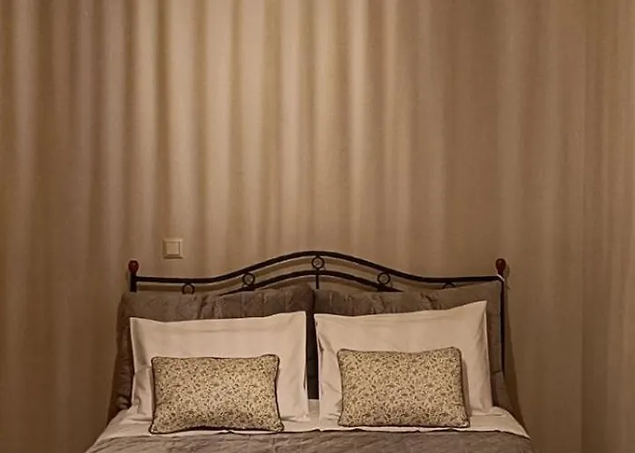 Nostos Old Town * Kyparissia